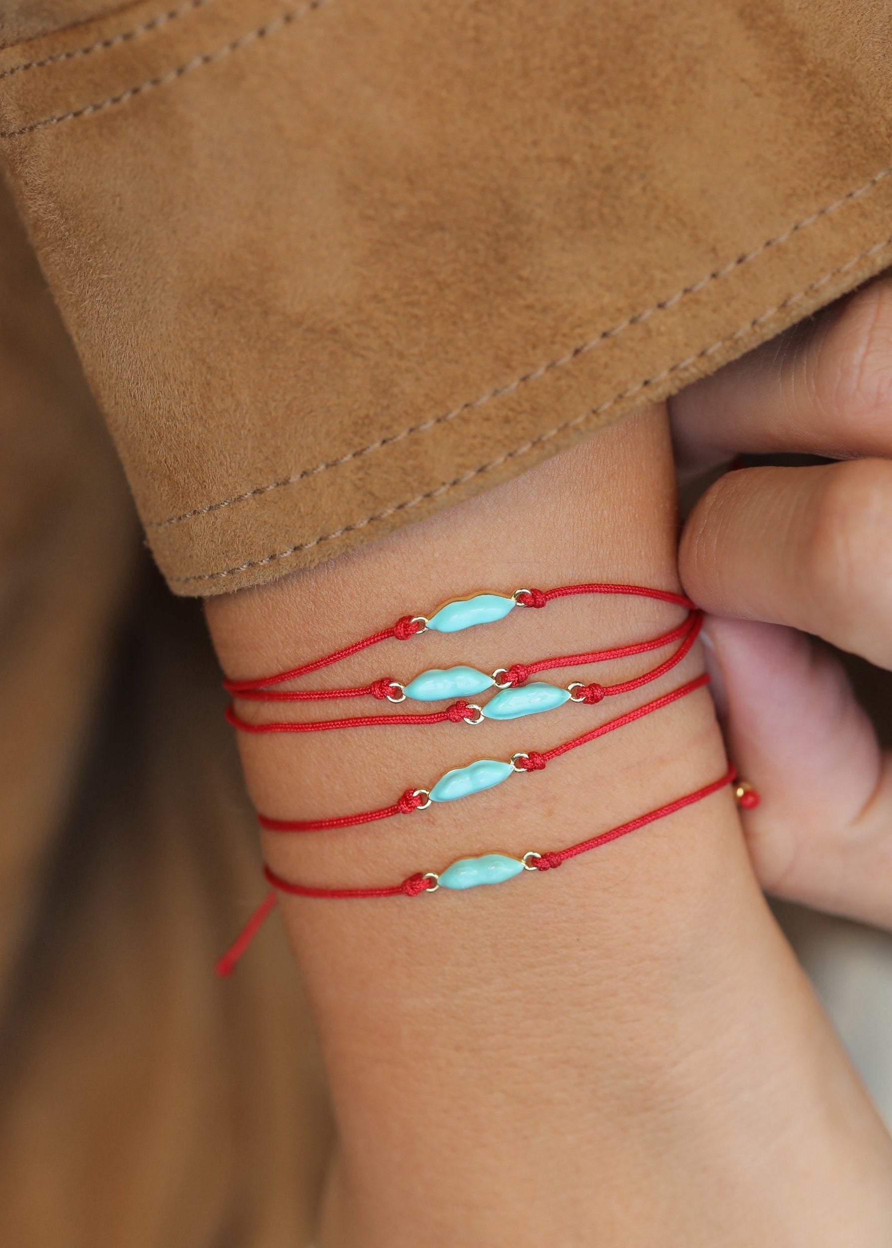Lip Bracelet