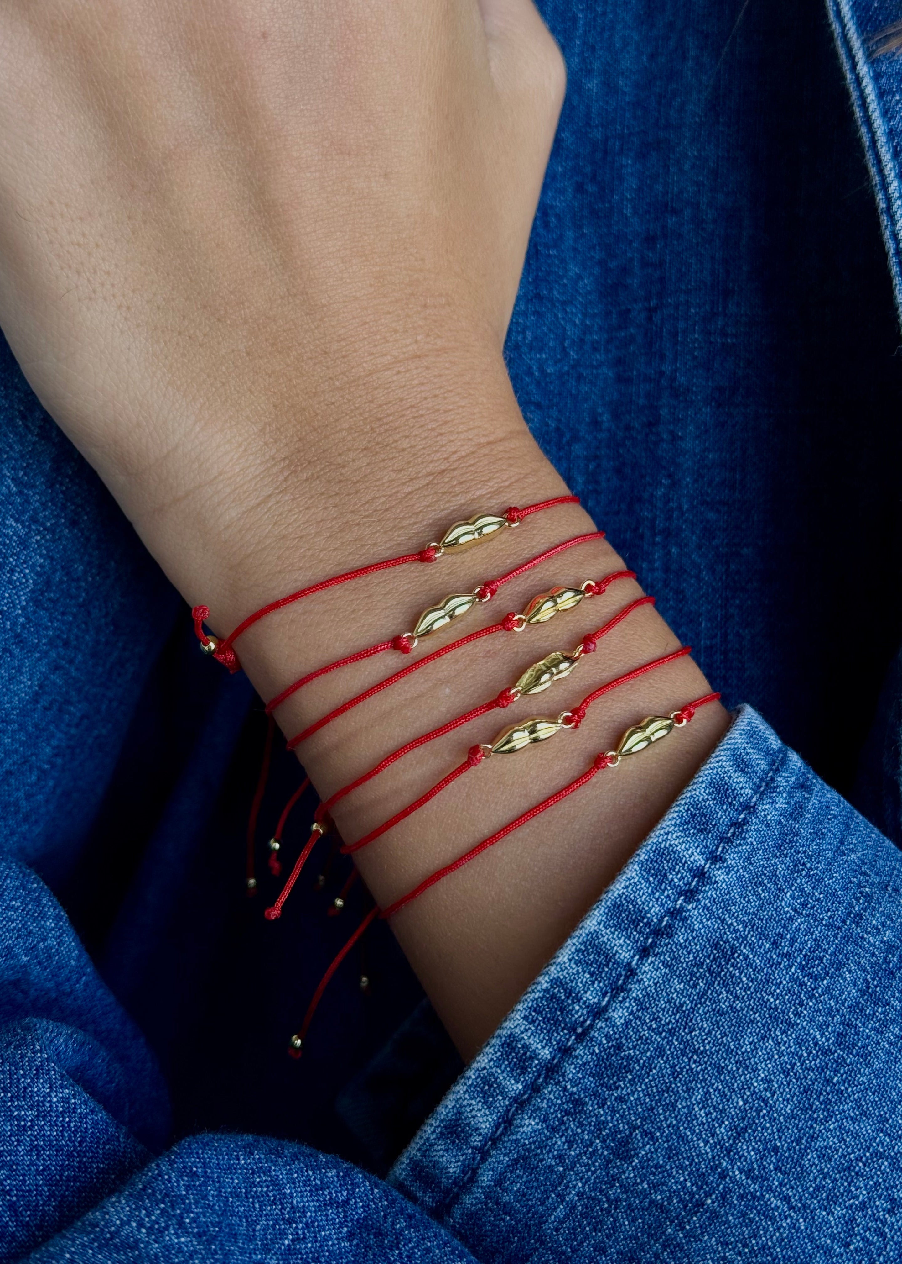 Lip Bracelet