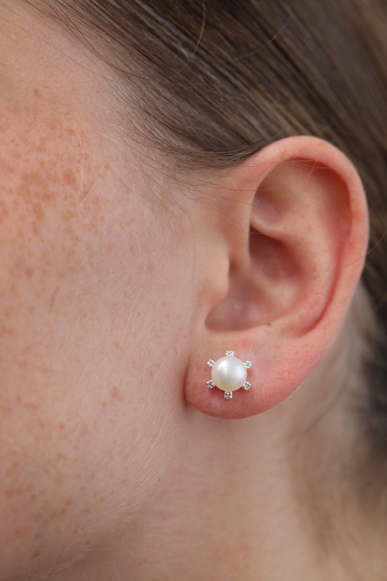 Radiant Pearl Earrings