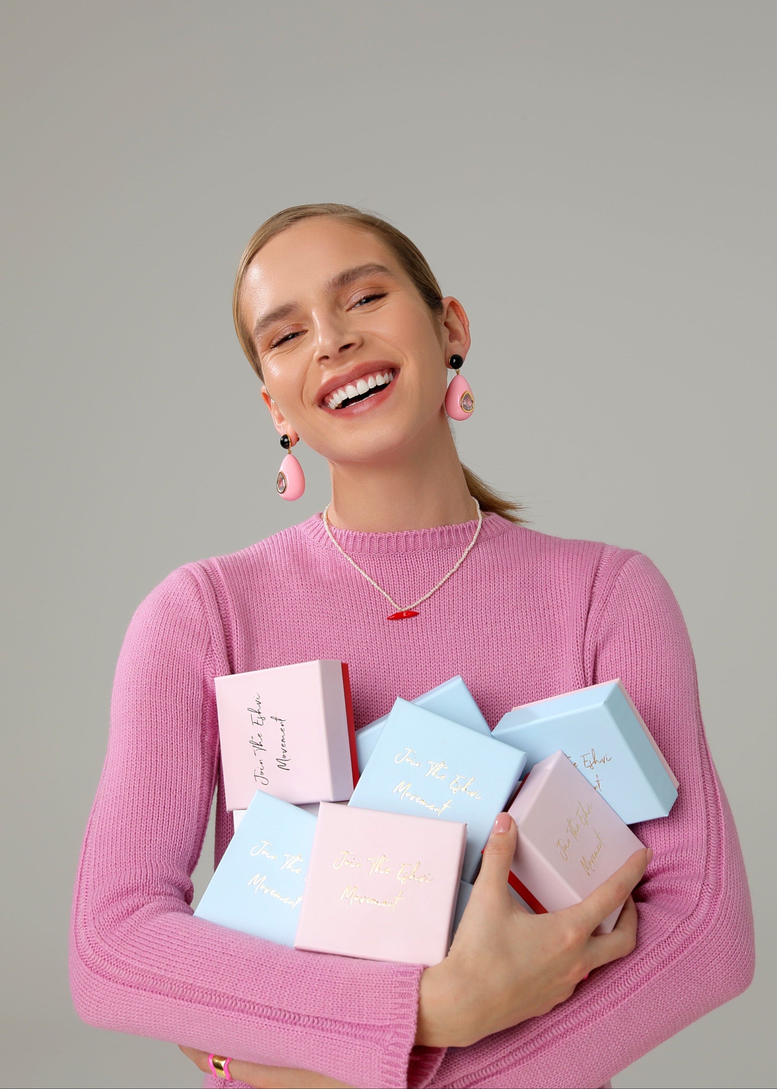 Emily Drops - Parisian Chic