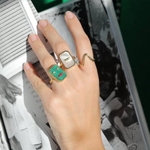 Load image into Gallery viewer, Malachite Lip Ring with crystal stars
