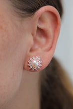 Load image into Gallery viewer, Sunburst Pearl Earrings
