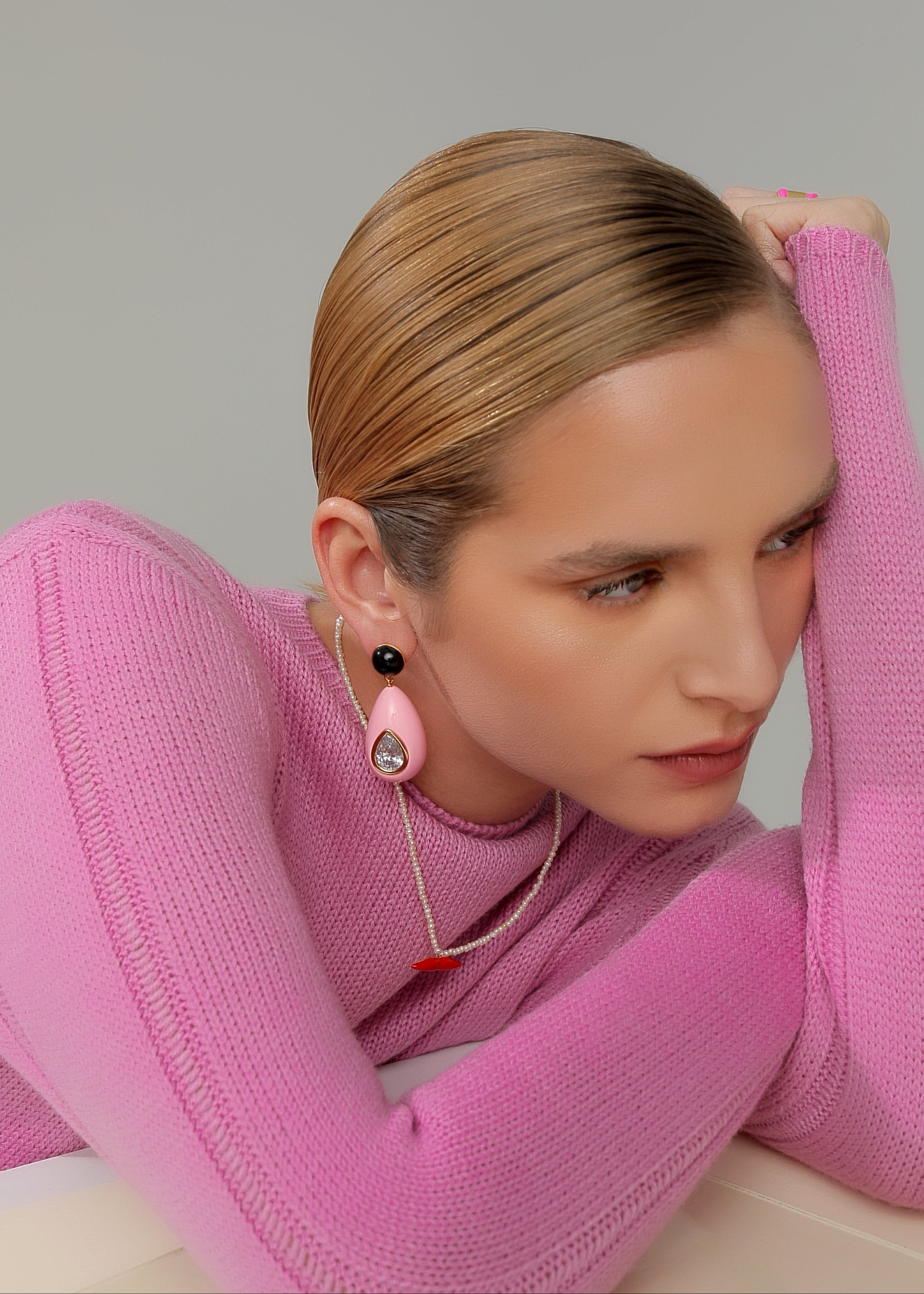 Emily Drops - Parisian Chic