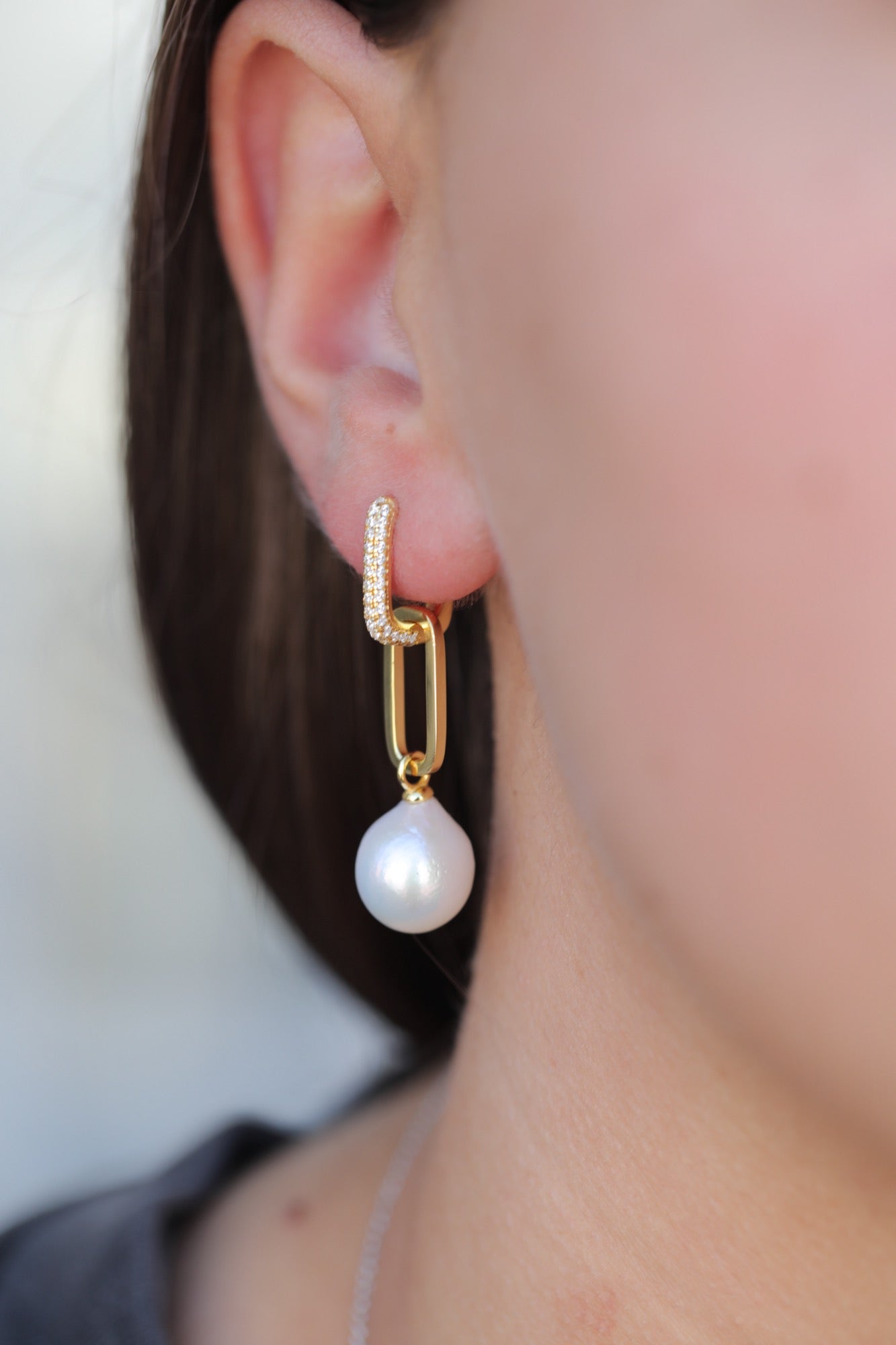 Pearl Link Earrings with Crystals