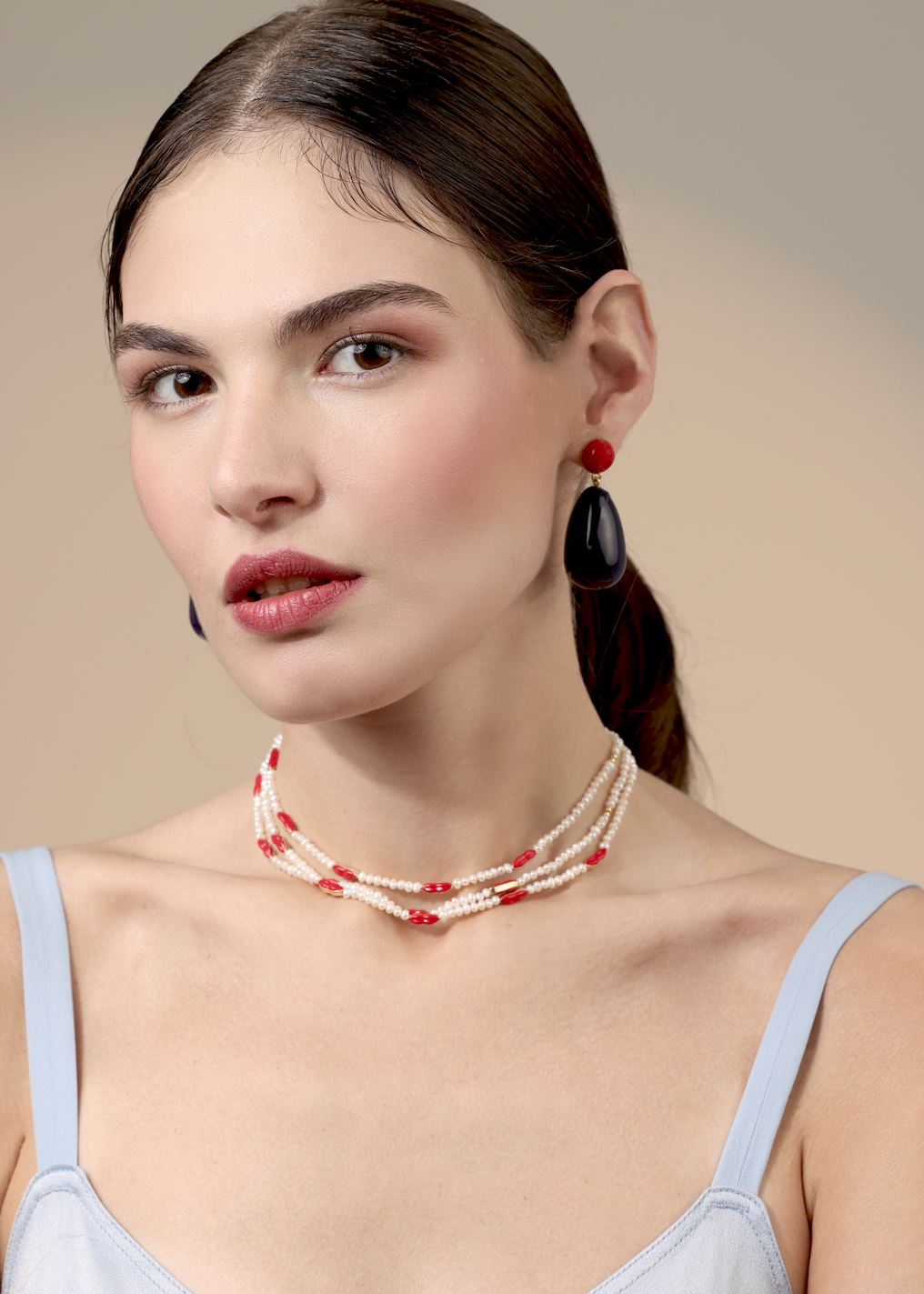 Pearl Kiss Me Necklace