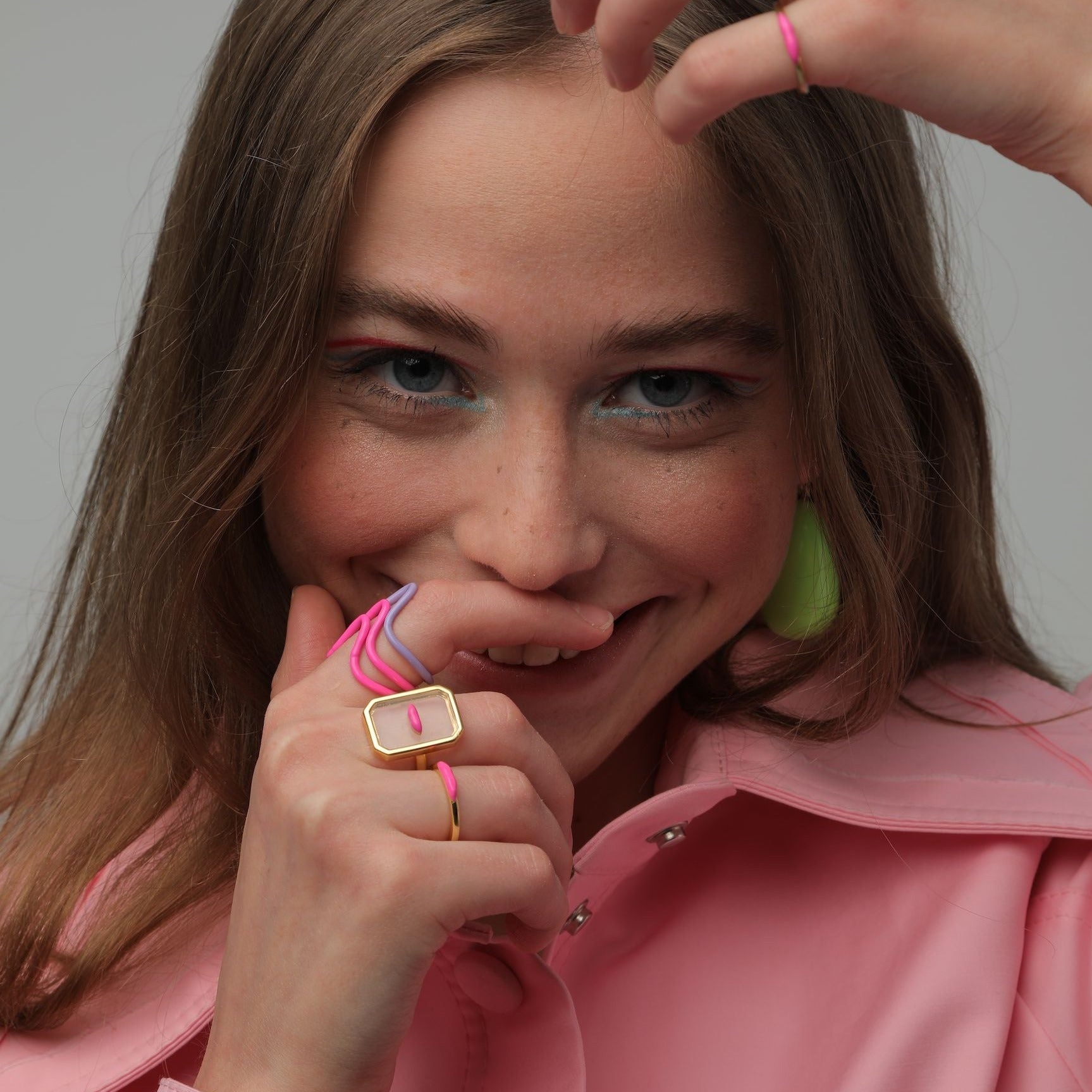 Clear Lip-Chic Ring