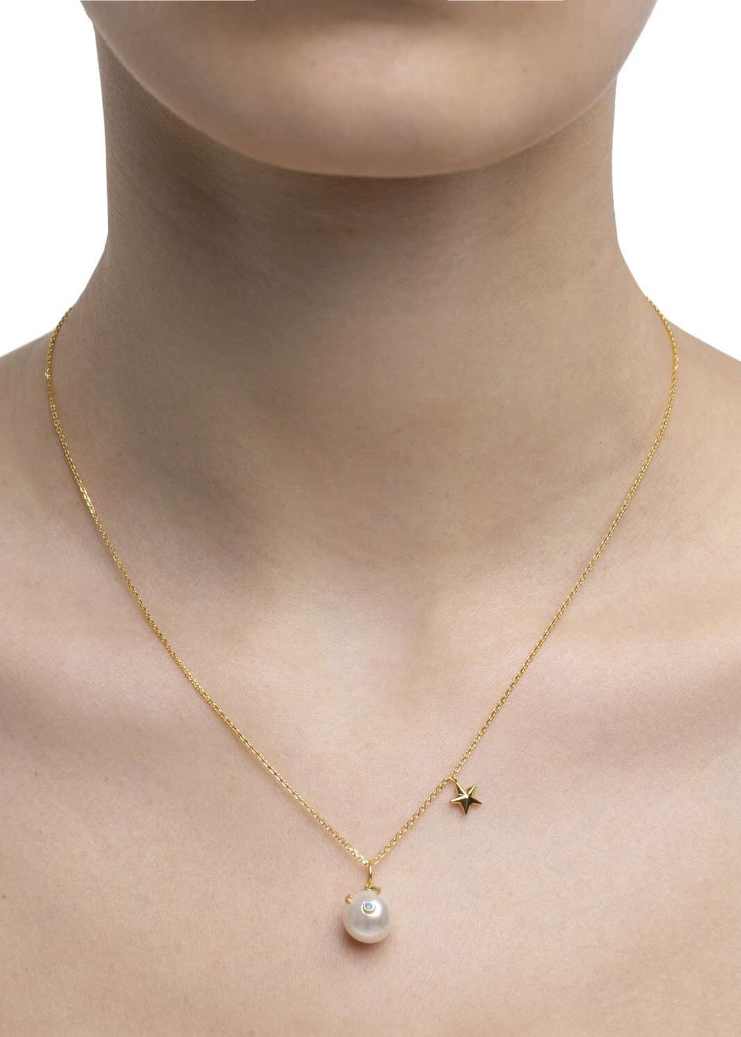 Starry Pearl Necklace